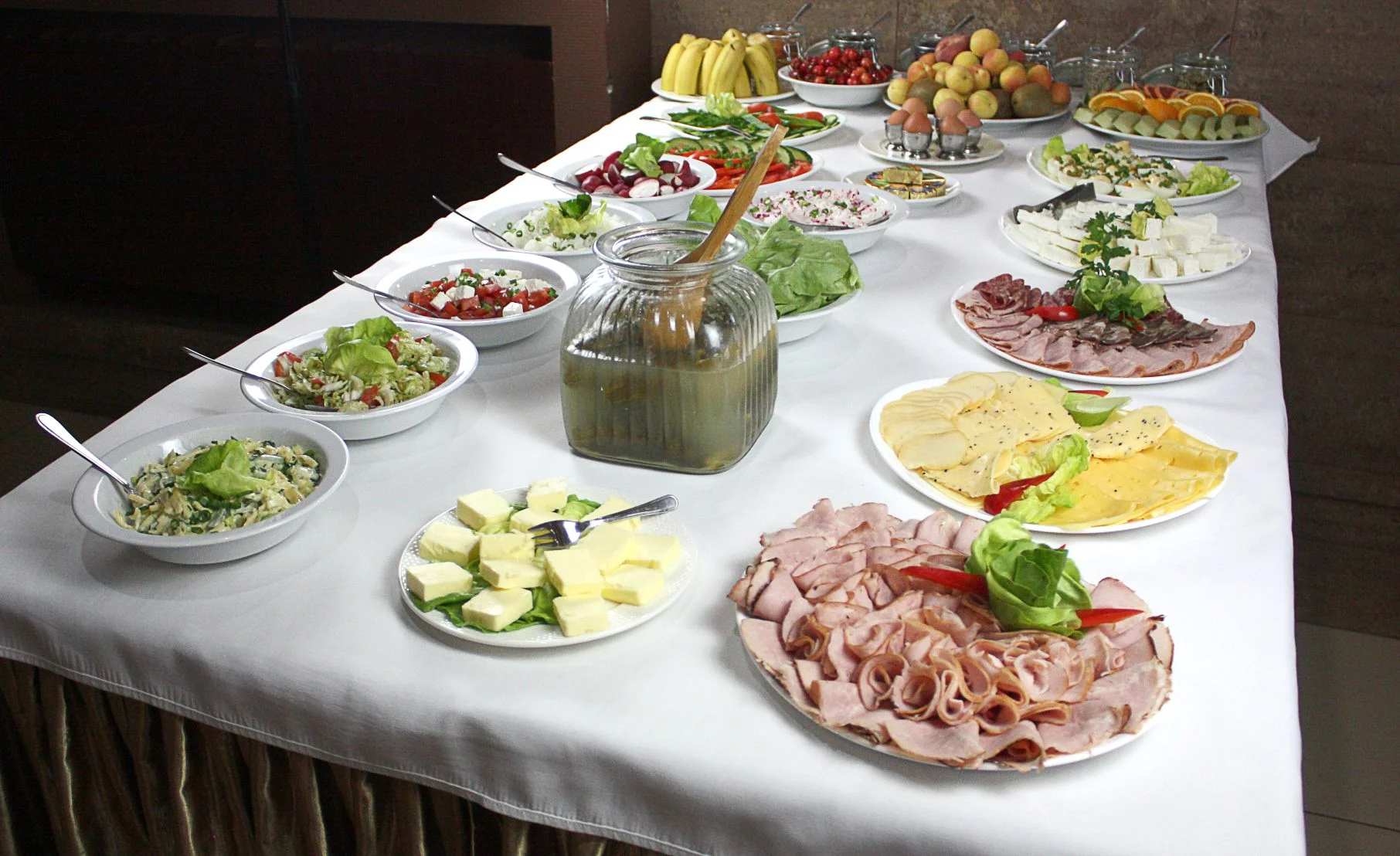Bufet śniadaniowy w Eurohotelu w Katowicach